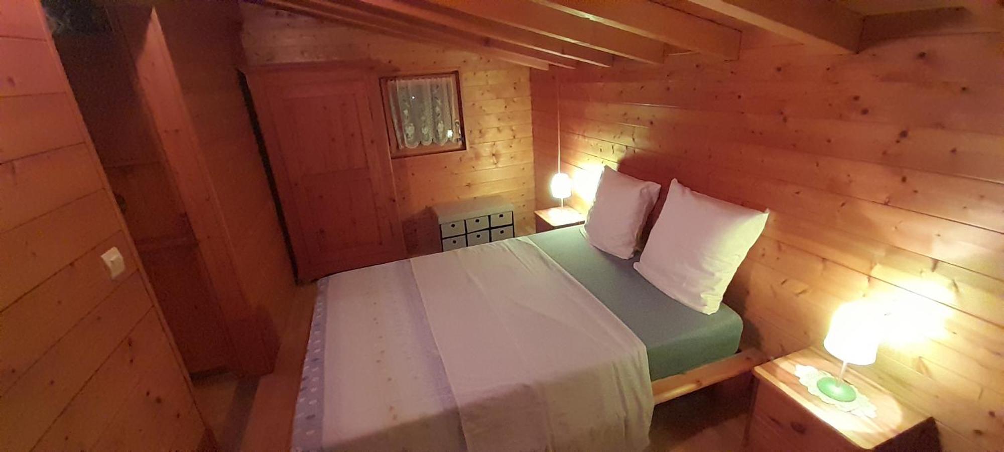 Location Type Gite, Chambre D'Hote, Meuble De Tourisme Dans Joli Petit Chalet Typique Et Ou Jolie Roulotte Type Boheme Waldighoffen Экстерьер фото
