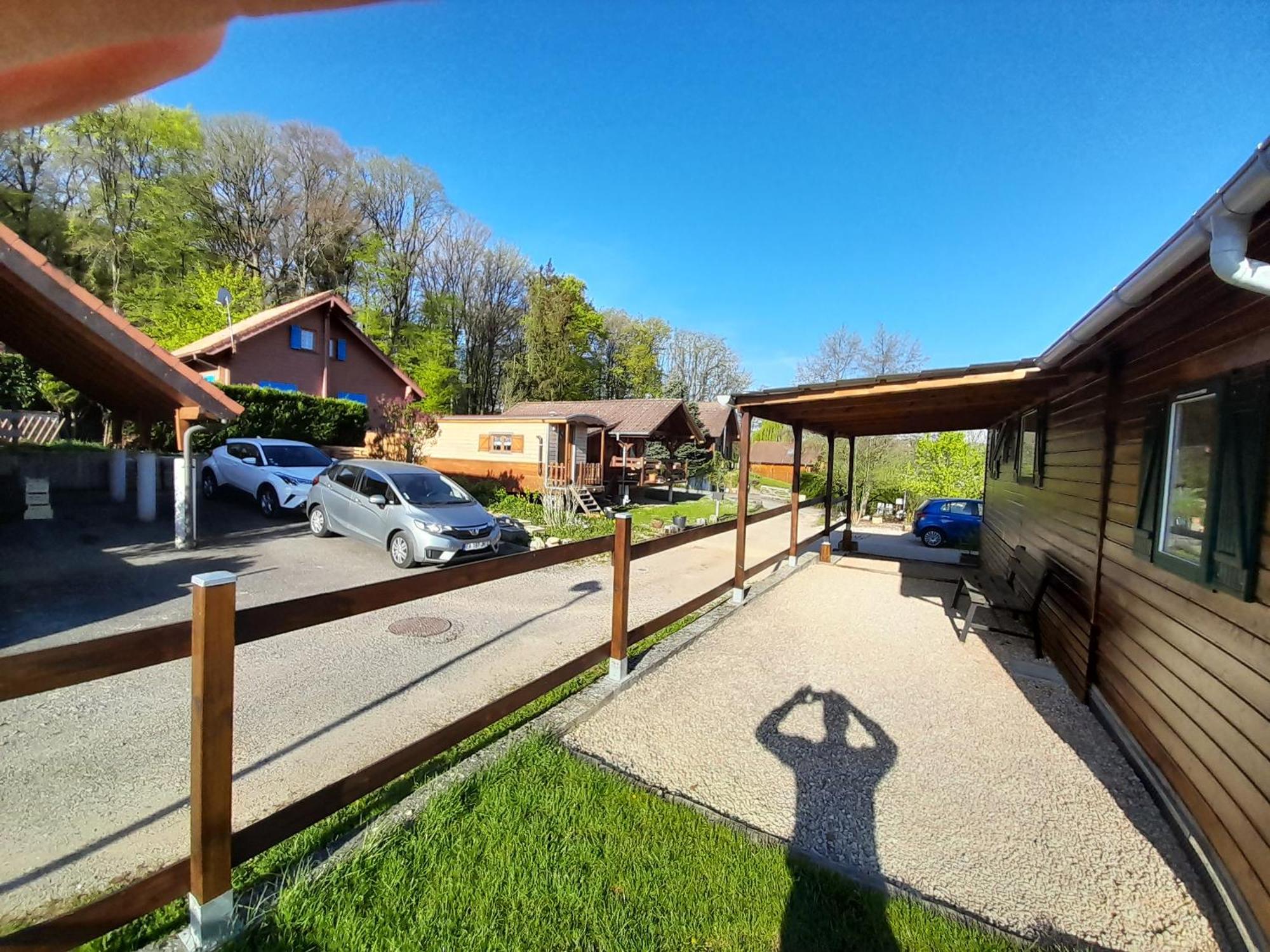 Location Type Gite, Chambre D'Hote, Meuble De Tourisme Dans Joli Petit Chalet Typique Et Ou Jolie Roulotte Type Boheme Waldighoffen Экстерьер фото